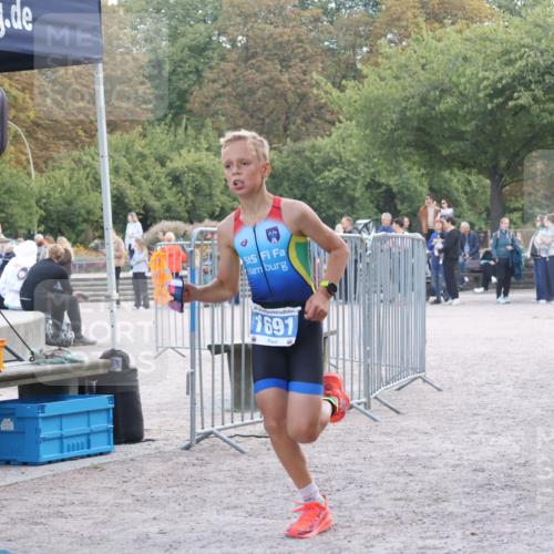 14.09.2025 - Stadtparktriathlon Strokosch-Dieckow http://msf.ph/oto/8899307 14.09.2025 14:12:09 Ziel 1661, 1691 meine-sportfotos.de
