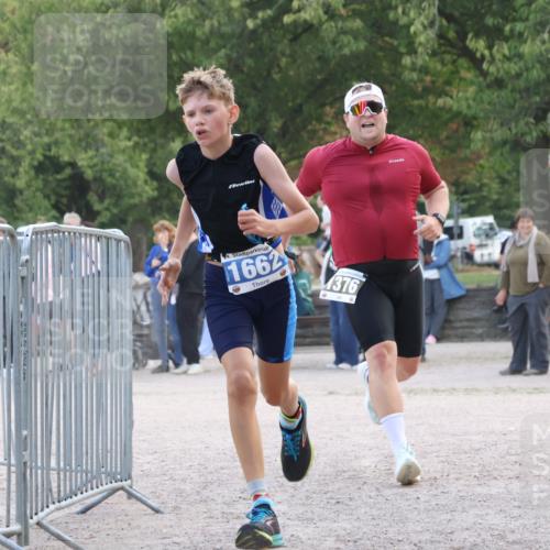 14.09.2025 - Stadtparktriathlon Strokosch-Dieckow http://msf.ph/oto/8899313 14.09.2025 14:12:29 Ziel 1376, 1662 meine-sportfotos.de