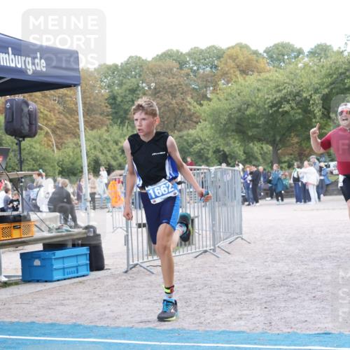 14.09.2025 - Stadtparktriathlon Strokosch-Dieckow http://msf.ph/oto/8899318 14.09.2025 14:12:30 Ziel 1376, 1662 meine-sportfotos.de
