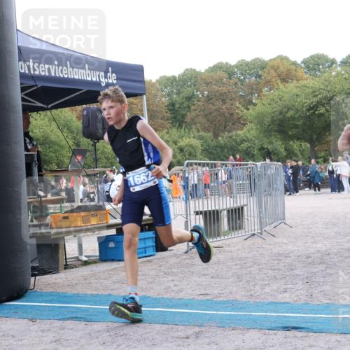 14.09.2025 - Stadtparktriathlon Strokosch-Dieckow http://msf.ph/oto/8899320 14.09.2025 14:12:30 Ziel 1376, 1662 meine-sportfotos.de