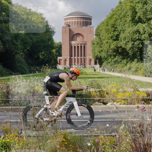 14.09.2025 - Stadtparktriathlon Michael Burmester http://msf.ph/oto/8899321 14.09.2025 12:54:43 Radfahren 1342, 1353, 1419, 1469, 1504 meine-sportfotos.de