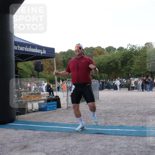 14.09.2025 - Stadtparktriathlon Strokosch-Dieckow http://msf.ph/oto/8899327 14.09.2025 14:12:32 Ziel 1376, 1662, 1679 meine-sportfotos.de