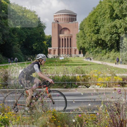 14.09.2025 - Stadtparktriathlon Michael Burmester http://msf.ph/oto/8899341 14.09.2025 12:55:06 Radfahren 1258, 1319, 1349, 1441 meine-sportfotos.de