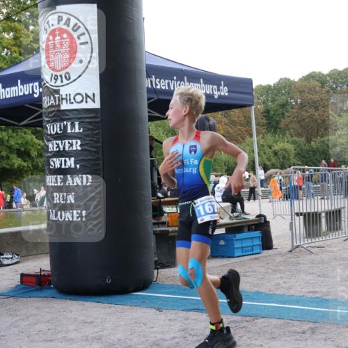 14.09.2025 - Stadtparktriathlon Strokosch-Dieckow http://msf.ph/oto/8899362 14.09.2025 14:12:43 Ziel 1653, 1678, 1679 meine-sportfotos.de