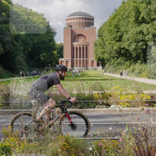 14.09.2025 - Stadtparktriathlon Michael Burmester http://msf.ph/oto/8899381 14.09.2025 12:55:28 Radfahren 1326, 1357, 1376, 1387, 1397, 1514 meine-sportfotos.de