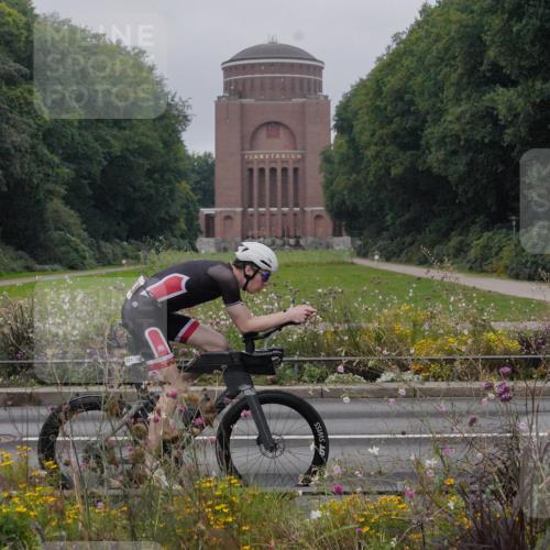 14.09.2025 - Stadtparktriathlon Michael Burmester http://msf.ph/oto/8899412 14.09.2025 09:12:34 Radfahren 344, 374, 431, 480 meine-sportfotos.de