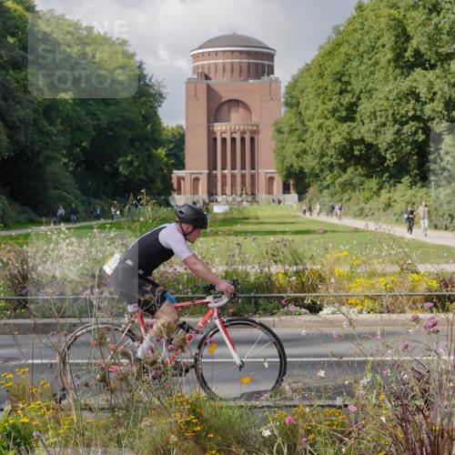 14.09.2025 - Stadtparktriathlon Michael Burmester http://msf.ph/oto/8899414 14.09.2025 12:55:55 Radfahren 1273, 1384, 1403 meine-sportfotos.de