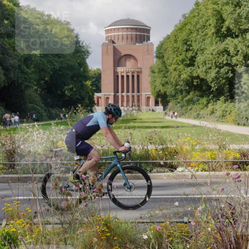 14.09.2025 - Stadtparktriathlon Michael Burmester http://msf.ph/oto/8899439 14.09.2025 12:56:15 Radfahren 1256, 1263, 1283, 1352, 1355, 1492, 1499 meine-sportfotos.de