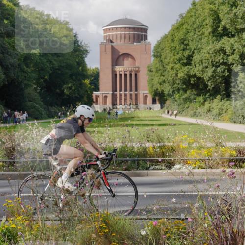 14.09.2025 - Stadtparktriathlon Michael Burmester http://msf.ph/oto/8899457 14.09.2025 12:56:20 Radfahren 1256, 1263, 1278, 1283, 1352, 1355, 1400, 1415, 1492, 1499, 1510 meine-sportfotos.de