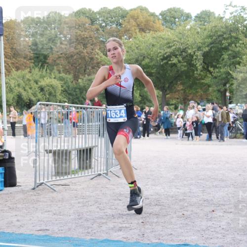 14.09.2025 - Stadtparktriathlon Strokosch-Dieckow http://msf.ph/oto/8899493 14.09.2025 14:14:01 Ziel 1634, 1688 meine-sportfotos.de