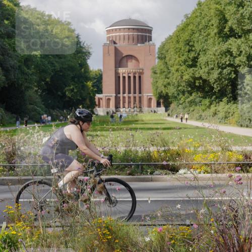 14.09.2025 - Stadtparktriathlon Michael Burmester http://msf.ph/oto/8899496 14.09.2025 12:56:42 Radfahren 1251, 1330, 1358, 1407 meine-sportfotos.de