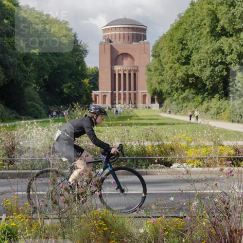 14.09.2025 - Stadtparktriathlon Michael Burmester http://msf.ph/oto/8899529 14.09.2025 12:57:12 Radfahren 1254, 1289, 1327, 1361, 1405 meine-sportfotos.de