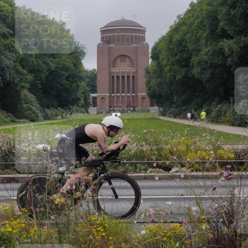 14.09.2025 - Stadtparktriathlon Michael Burmester http://msf.ph/oto/8899536 14.09.2025 09:14:00 Radfahren 333, 366, 368, 419 meine-sportfotos.de