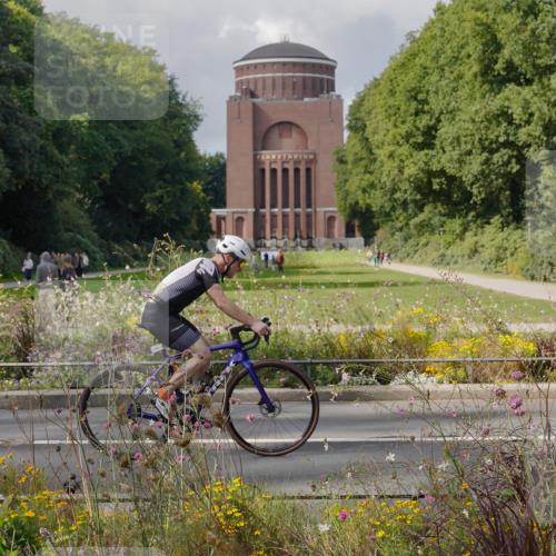 14.09.2025 - Stadtparktriathlon Michael Burmester http://msf.ph/oto/8899613 14.09.2025 12:58:28 Radfahren 1237, 1272, 1388, 1472, 1494, 1513 meine-sportfotos.de