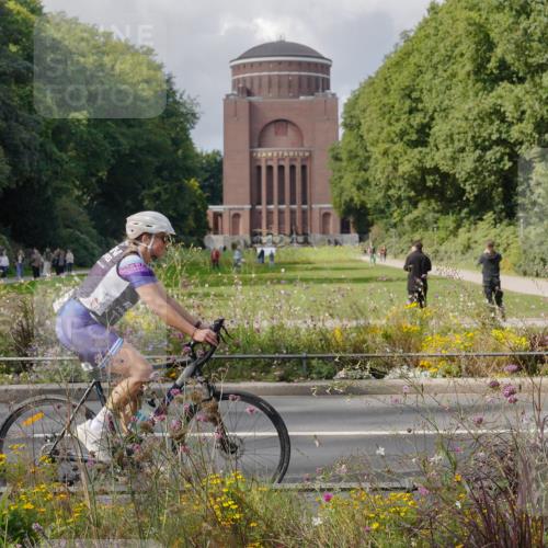 14.09.2025 - Stadtparktriathlon Michael Burmester http://msf.ph/oto/8899623 14.09.2025 12:58:34 Radfahren 1237, 1272, 1347, 1356, 1388, 1452, 1472, 1494, 1513 meine-sportfotos.de