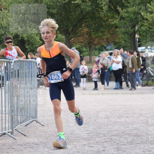 14.09.2025 - Stadtparktriathlon Strokosch-Dieckow http://msf.ph/oto/8899627 14.09.2025 14:14:51 Ziel 1453, 1663, 1681 meine-sportfotos.de