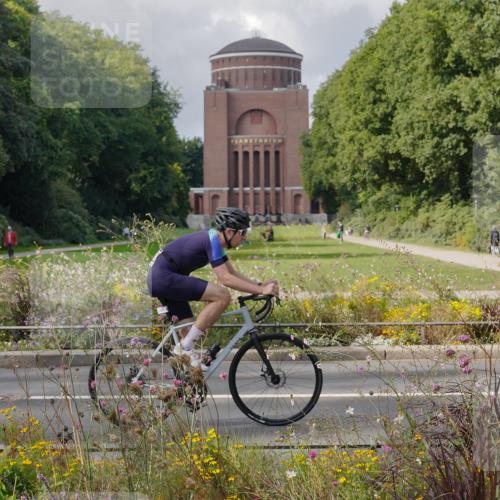 14.09.2025 - Stadtparktriathlon Michael Burmester http://msf.ph/oto/8899658 14.09.2025 12:58:54 Radfahren 1295, 1344, 1369, 1443, 1446 meine-sportfotos.de