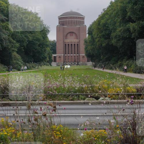 14.09.2025 - Stadtparktriathlon Michael Burmester http://msf.ph/oto/8899661 14.09.2025 09:15:03 Radfahren 353, 362, 365, 383, 400, 430 meine-sportfotos.de