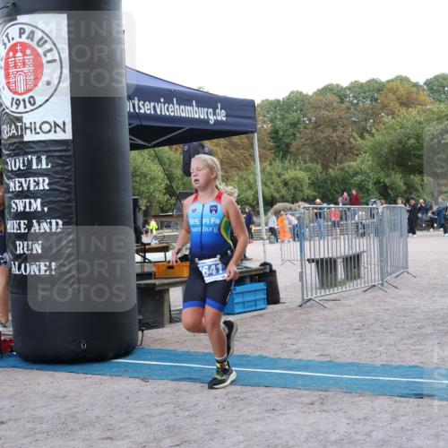 14.09.2025 - Stadtparktriathlon Strokosch-Dieckow http://msf.ph/oto/8899697 14.09.2025 14:15:51 Ziel 1641 meine-sportfotos.de