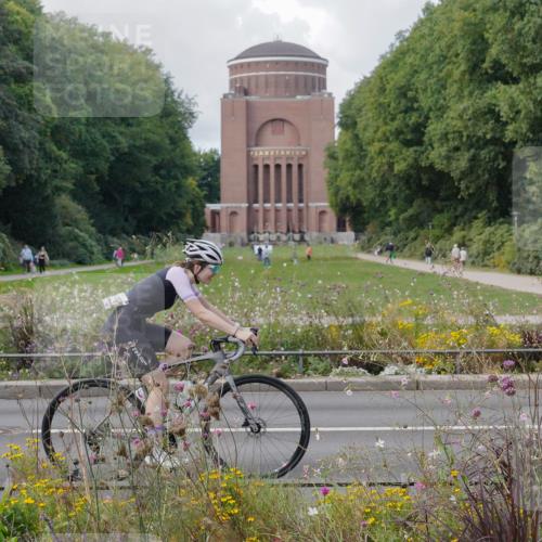 14.09.2025 - Stadtparktriathlon Michael Burmester http://msf.ph/oto/8899715 14.09.2025 12:59:34 Radfahren 1275, 1312, 1335, 1345, 1359, 1396, 1430, 1451, 1484 meine-sportfotos.de