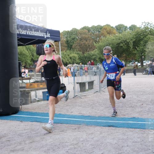 14.09.2025 - Stadtparktriathlon Strokosch-Dieckow http://msf.ph/oto/8899716 14.09.2025 14:16:03 Ziel 1622, 1640, 1645 meine-sportfotos.de