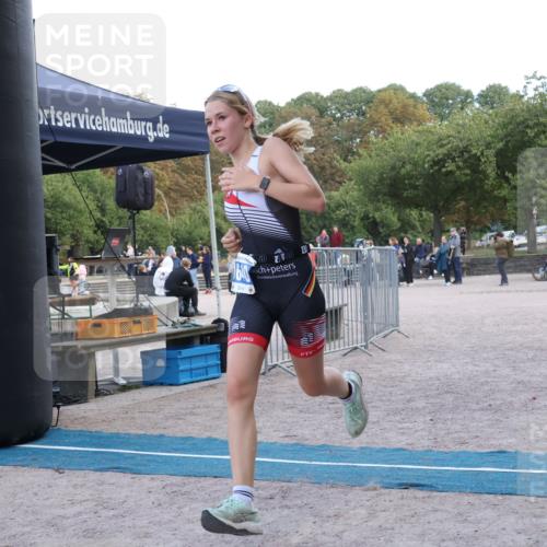 14.09.2025 - Stadtparktriathlon Strokosch-Dieckow http://msf.ph/oto/8899735 14.09.2025 14:16:09 Ziel 1622, 1640 meine-sportfotos.de