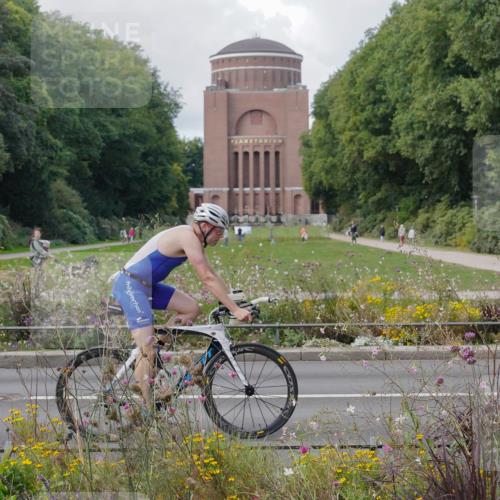 14.09.2025 - Stadtparktriathlon Michael Burmester http://msf.ph/oto/8899744 14.09.2025 12:59:44 Radfahren 1222, 1275, 1335, 1340, 1359, 1396, 1404, 1413, 1425, 1484 meine-sportfotos.de