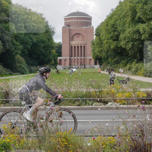 14.09.2025 - Stadtparktriathlon Michael Burmester http://msf.ph/oto/8899760 14.09.2025 12:59:50 Radfahren 1222, 1232, 1277, 1339, 1340, 1377, 1413, 1425 meine-sportfotos.de