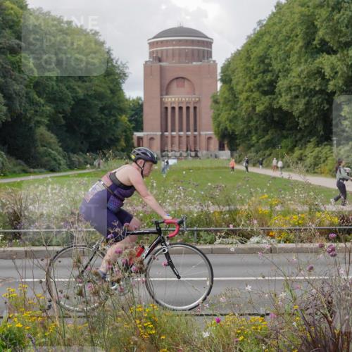 14.09.2025 - Stadtparktriathlon Michael Burmester http://msf.ph/oto/8899767 14.09.2025 12:59:53 Radfahren 1222, 1232, 1277, 1339, 1340, 1377, 1425 meine-sportfotos.de