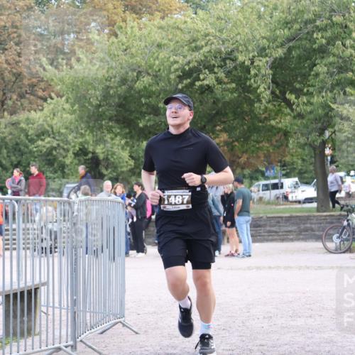 14.09.2025 - Stadtparktriathlon Strokosch-Dieckow http://msf.ph/oto/8899770 14.09.2025 14:16:35 Ziel 1487 meine-sportfotos.de