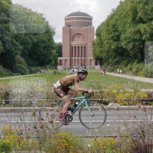 14.09.2025 - Stadtparktriathlon Michael Burmester http://msf.ph/oto/8899776 14.09.2025 12:59:55 Radfahren 1222, 1232, 1277, 1339, 1340, 1377, 1425 meine-sportfotos.de