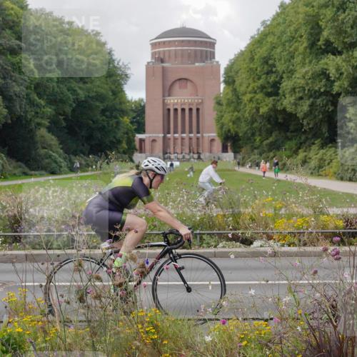 14.09.2025 - Stadtparktriathlon Michael Burmester http://msf.ph/oto/8899798 14.09.2025 13:00:11 Radfahren 1343, 1456, 1468 meine-sportfotos.de