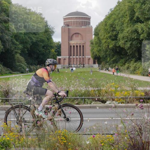 14.09.2025 - Stadtparktriathlon Michael Burmester http://msf.ph/oto/8899801 14.09.2025 13:00:16 Radfahren 1343, 1456, 1471 meine-sportfotos.de