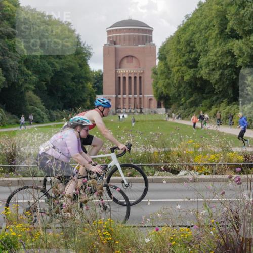 14.09.2025 - Stadtparktriathlon Michael Burmester http://msf.ph/oto/8899805 14.09.2025 13:00:25 Radfahren 1322, 1331, 1448, 1471 meine-sportfotos.de