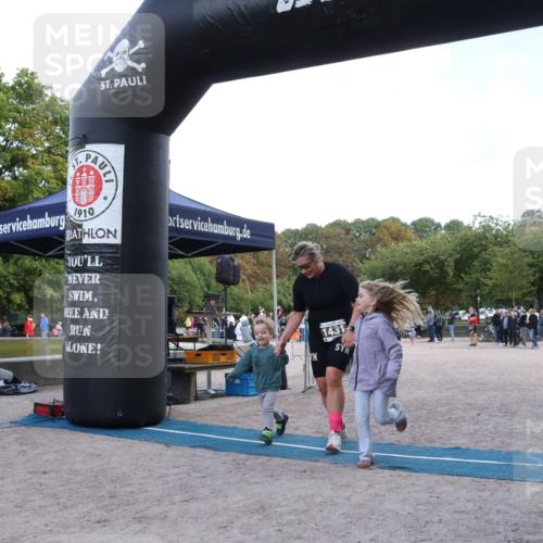 14.09.2025 - Stadtparktriathlon Strokosch-Dieckow http://msf.ph/oto/8899840 14.09.2025 14:17:22 Ziel 1431 meine-sportfotos.de