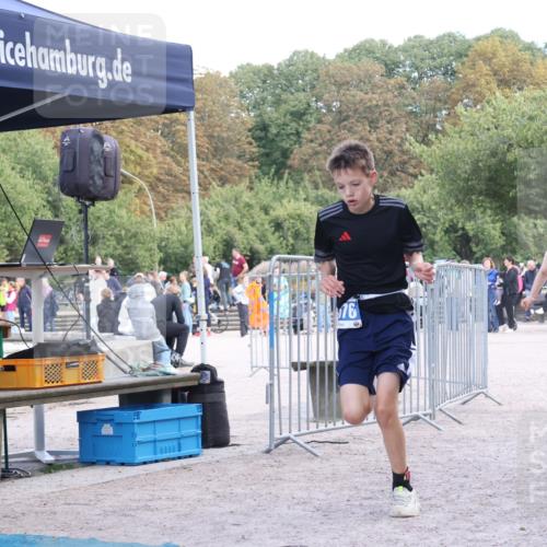 14.09.2025 - Stadtparktriathlon Strokosch-Dieckow http://msf.ph/oto/8899883 14.09.2025 14:17:49 Ziel 1323, 1554, 1676 meine-sportfotos.de