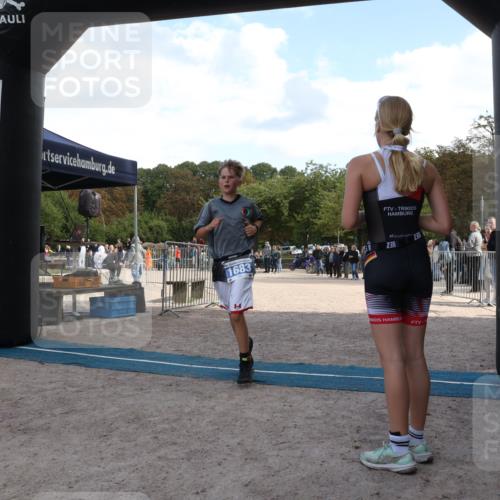 14.09.2025 - Stadtparktriathlon Strokosch-Dieckow http://msf.ph/oto/8899907 14.09.2025 14:18:16 Ziel 1625, 1665, 1683 meine-sportfotos.de