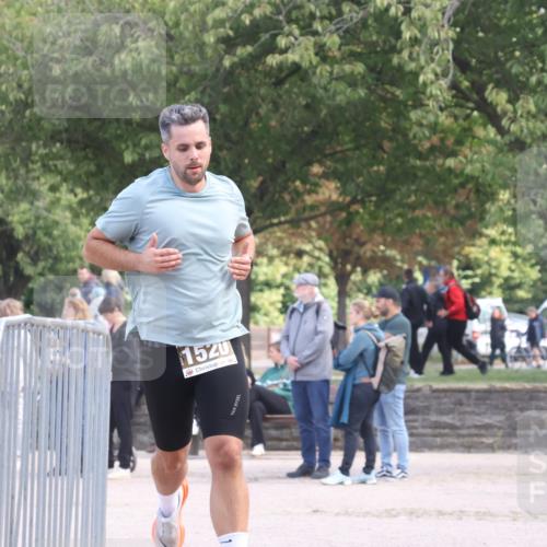 14.09.2025 - Stadtparktriathlon Strokosch-Dieckow http://msf.ph/oto/8899921 14.09.2025 14:18:34 Ziel 1520, 1556 meine-sportfotos.de