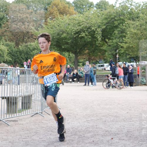 14.09.2025 - Stadtparktriathlon Strokosch-Dieckow http://msf.ph/oto/8899935 14.09.2025 14:19:25 Ziel 1689 meine-sportfotos.de