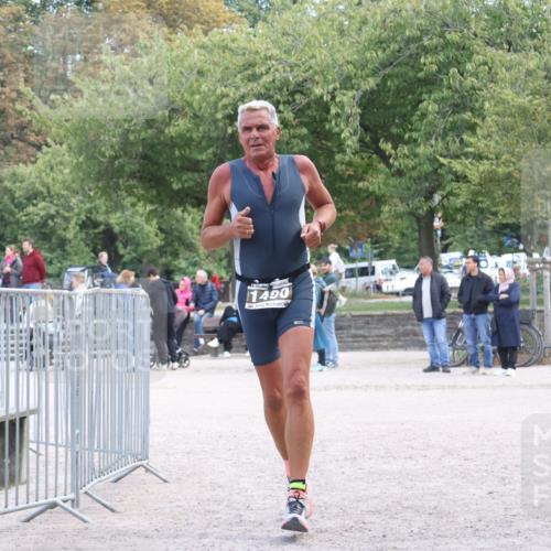 14.09.2025 - Stadtparktriathlon Strokosch-Dieckow http://msf.ph/oto/8899955 14.09.2025 14:19:36 Ziel 1476, 1490, 1628, 1635 meine-sportfotos.de