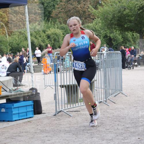 14.09.2025 - Stadtparktriathlon Strokosch-Dieckow http://msf.ph/oto/8899967 14.09.2025 14:19:41 Ziel 1490, 1628 meine-sportfotos.de