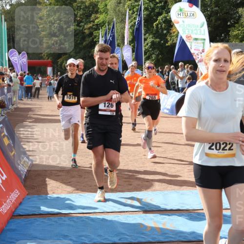 14.09.2025 - Airport Race Strokosch-Dieckow http://msf.ph/oto/8899981 14.09.2025 12:28:19 Ziel 118, 126, 161, 242, 487, 587, 765, 824, 1018, 1073, 1076, 1247, 1399, 2021, 2022, 2023, 4129 meine-sportfotos.de