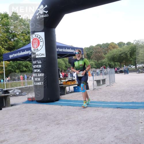 14.09.2025 - Stadtparktriathlon Strokosch-Dieckow http://msf.ph/oto/8899995 14.09.2025 14:20:22 Ziel 1497, 1536, 1542 meine-sportfotos.de