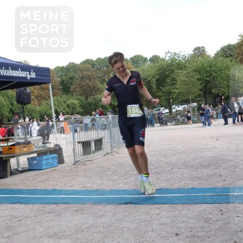 14.09.2025 - Stadtparktriathlon Strokosch-Dieckow http://msf.ph/oto/8900005 14.09.2025 14:20:28 Ziel 1536, 1542 meine-sportfotos.de