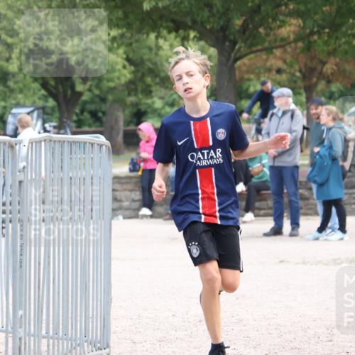 14.09.2025 - Stadtparktriathlon Strokosch-Dieckow http://msf.ph/oto/8900017 14.09.2025 14:21:07 Ziel 1674 meine-sportfotos.de