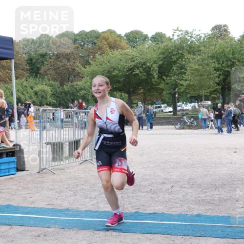 14.09.2025 - Stadtparktriathlon Strokosch-Dieckow http://msf.ph/oto/8900033 14.09.2025 14:21:40 Ziel 1632 meine-sportfotos.de