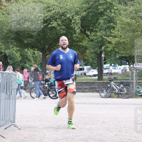 14.09.2025 - Stadtparktriathlon Strokosch-Dieckow http://msf.ph/oto/8900037 14.09.2025 14:21:52 Ziel 1483 meine-sportfotos.de