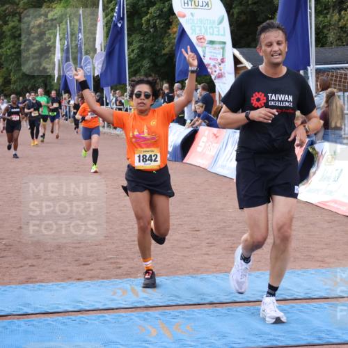 14.09.2025 - Airport Race Strokosch-Dieckow http://msf.ph/oto/8900042 14.09.2025 12:28:34 Ziel 141, 885, 1127, 1129, 1842, 1989, 2029, 4068 meine-sportfotos.de