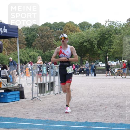 14.09.2025 - Stadtparktriathlon Strokosch-Dieckow http://msf.ph/oto/8900051 14.09.2025 14:22:13 Ziel 1552, 1624 meine-sportfotos.de