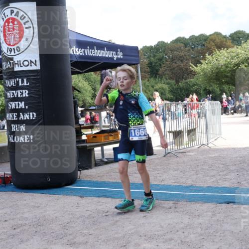 14.09.2025 - Stadtparktriathlon Strokosch-Dieckow http://msf.ph/oto/8900080 14.09.2025 14:22:36 Ziel 1572, 1666 meine-sportfotos.de